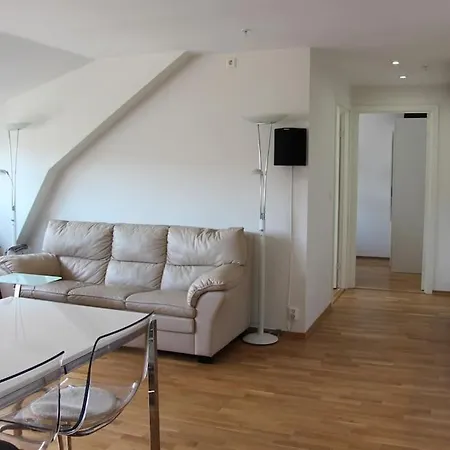 Central, New, 2 Bed Rooms, Fully Furnished Apartment Oslo