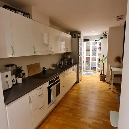 Modern & Spacious 60 Sqm 2-Bedroom Apartment In Central Oslo *