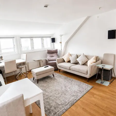 Modern & Spacious 60 Sqm 2-Bedroom Apartment In Central Oslo Διαμέρισμα Όσλο